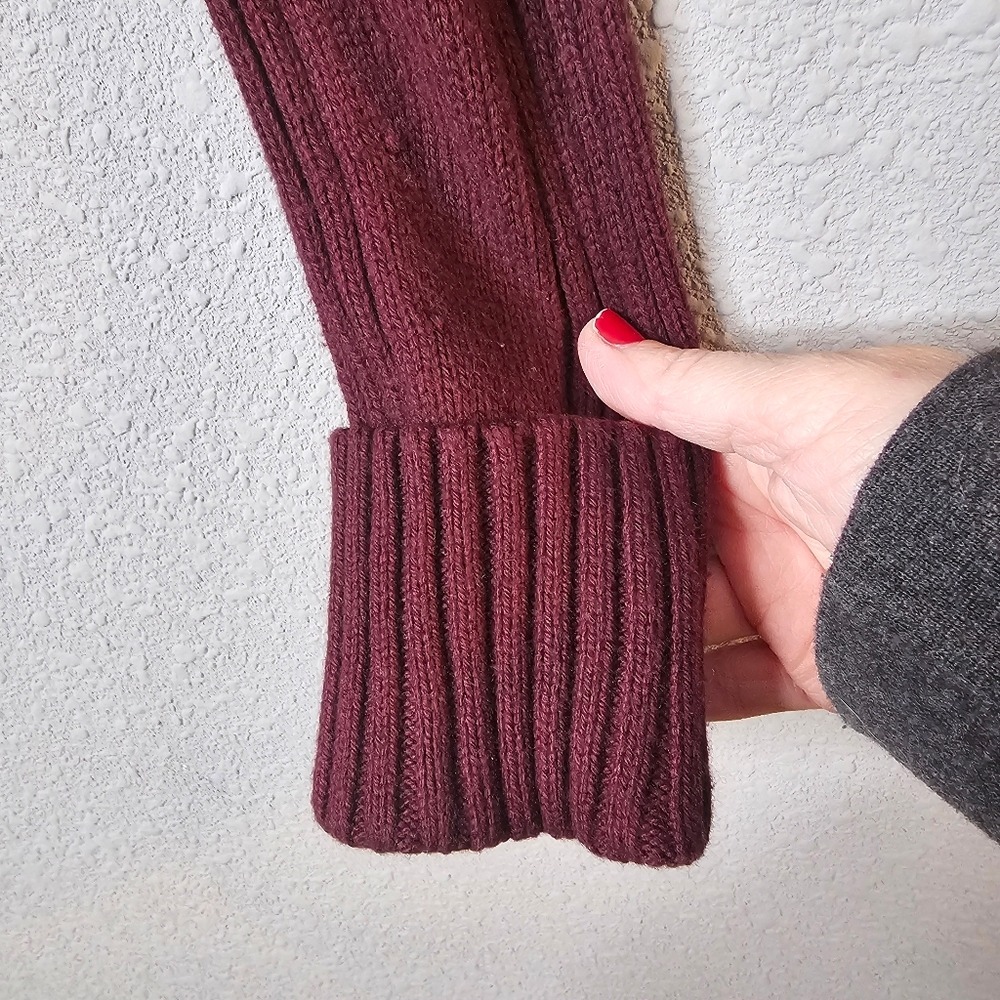 Talbots Petite Burgundy Mock Neck Ribbed Yoke Pullover Sweater Wine Size P - Picture 3 of 9
